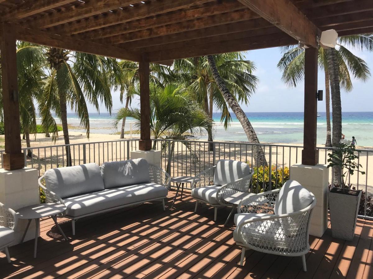 מלון Courtyard By Marriott Bridgetown, Barbados מראה חיצוני תמונה