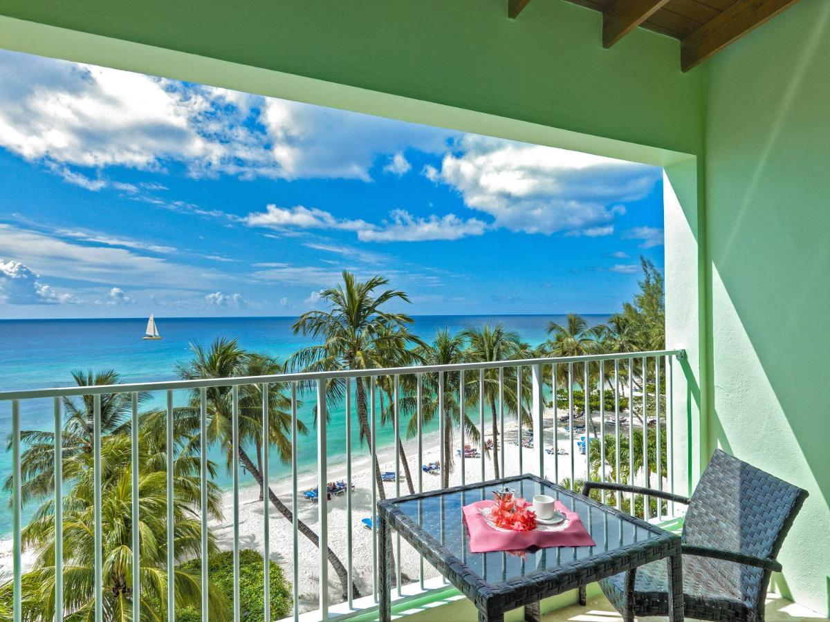 מלון Courtyard By Marriott Bridgetown, Barbados מראה חיצוני תמונה