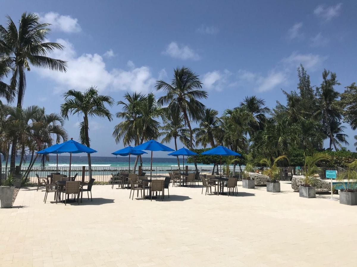 מלון Courtyard By Marriott Bridgetown, Barbados מראה חיצוני תמונה