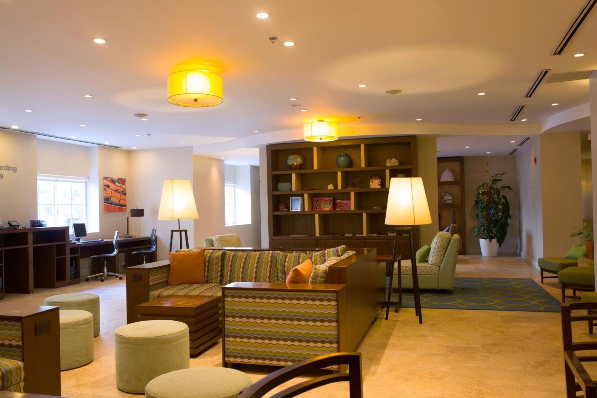 מלון Courtyard By Marriott Bridgetown, Barbados מראה חיצוני תמונה