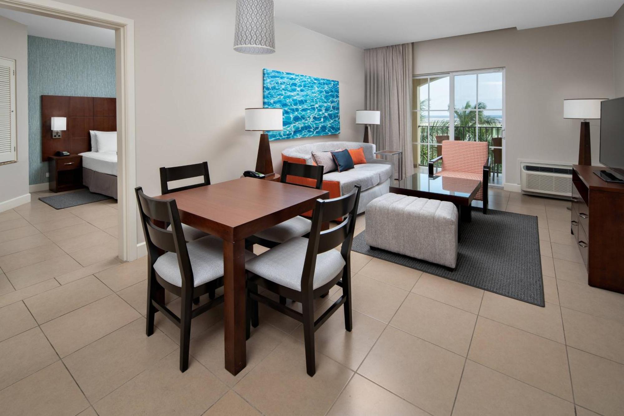 מלון Courtyard By Marriott Bridgetown, Barbados מראה חיצוני תמונה